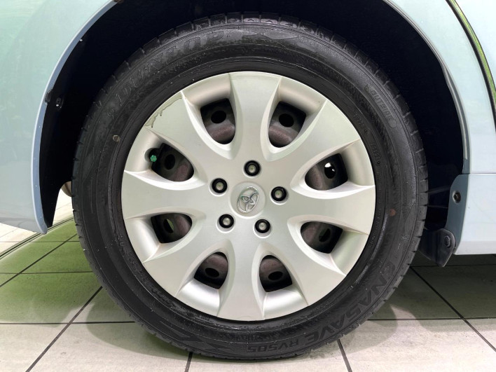 2014 Toyota Prius α DAA-ZVW41W (UW-69fff625133c5)[20]