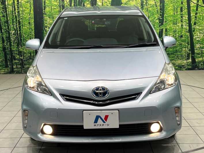 2014 Toyota Prius α DAA-ZVW41W (UW-69fff625133c5)[21]