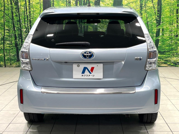 2014 Toyota Prius α DAA-ZVW41W (UW-69fff625133c5)[8]