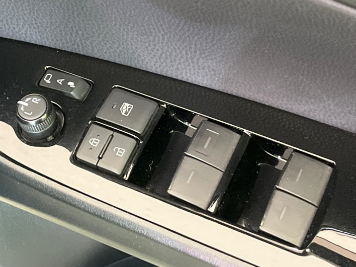 2021 Toyota Prius DAA-ZVW51 (UW-69fff627820ff)[15]