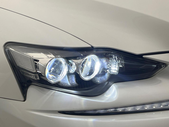 2014 Lexus IS DAA-AVE30 (UW-6a0146a25c6f4)[17]