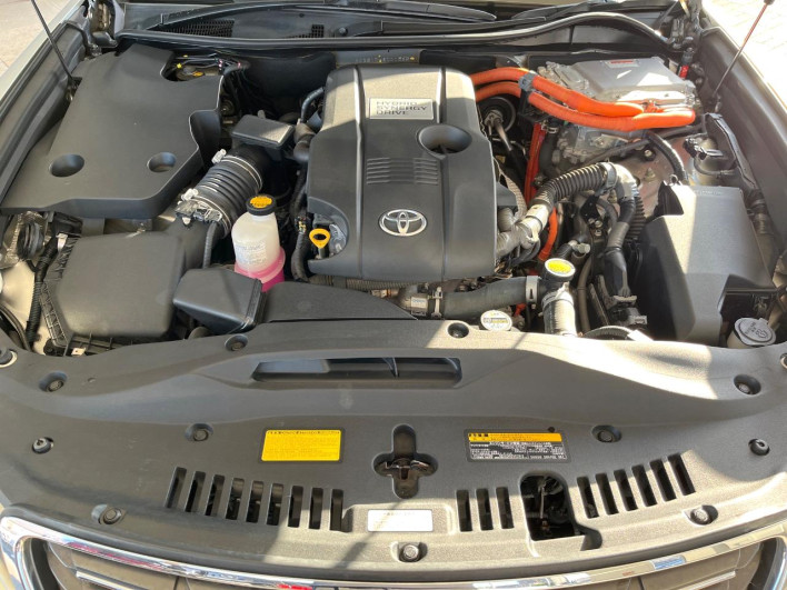 2013 Toyota Crown Hybrid DAA-AWS210 (UW-6a0146a38bbb8)[7]