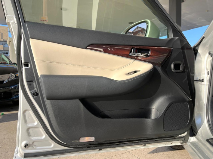 2013 Toyota Crown Hybrid DAA-AWS210 (UW-6a0146a38bbb8)[28]