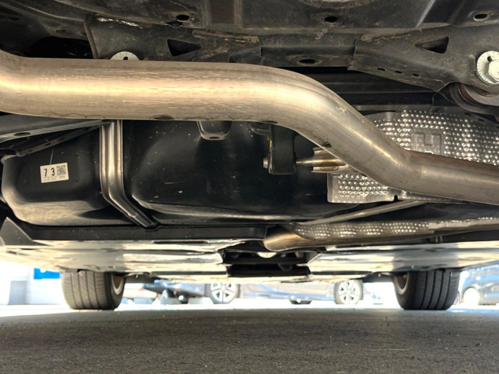 2019 Toyota Camry DAA-AXVH70 (UW-6a0146a77e4cf)[26]