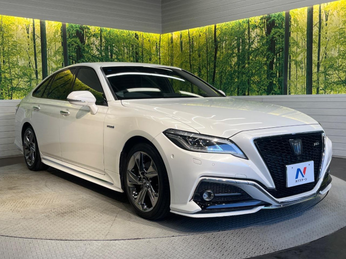 2019 Toyota Crown Hybrid 6AA-AZSH20 (UW-6a0146a8acca4)[14]