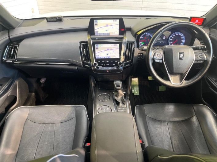 2019 Toyota Crown Hybrid 6AA-AZSH20 (UW-6a0146a8acca4)[27]