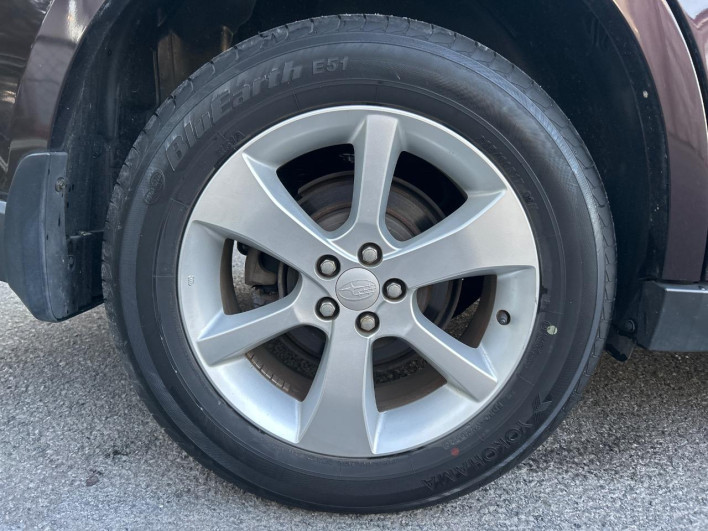 2014 Subaru Legacy Outback DBA-BRM (UW-6a0146b7833b5)[19]