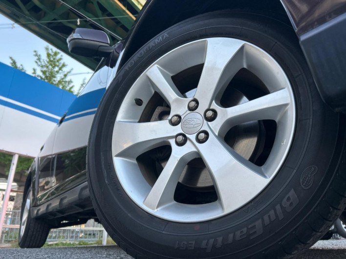 2014 Subaru Legacy Outback DBA-BRM (UW-6a0146b7833b5)[26]
