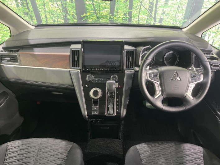2022 Mitsubishi Delica D:5 3DA-CV1W (UW-6a0146b8da351)[24]