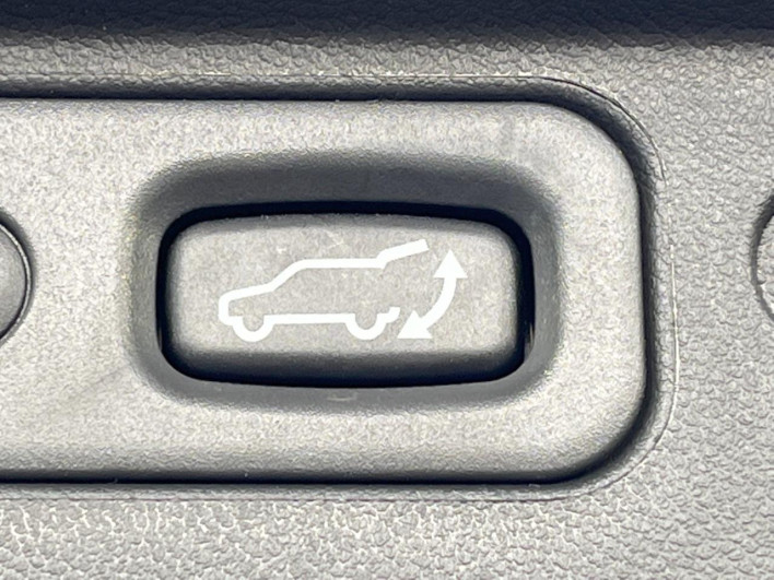 2024 Mitsubishi Delica D:5 3DA-CV1W (UW-6a0146ba7344d)[9]