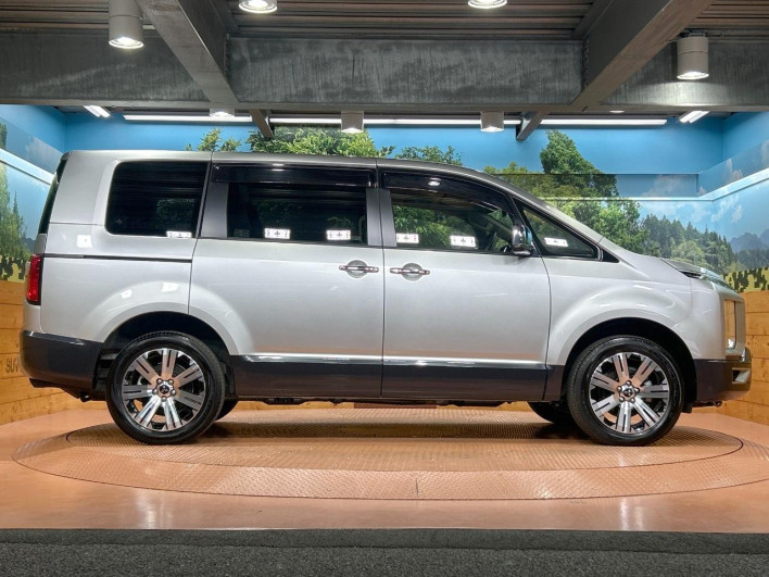 2024 Mitsubishi Delica D:5 3DA-CV1W (UW-6a0146bec333a)[9]