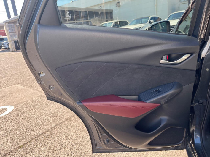 2015 Mazda CX-3 LDA-DK5FW (UW-6a0146c39b06f)[17]