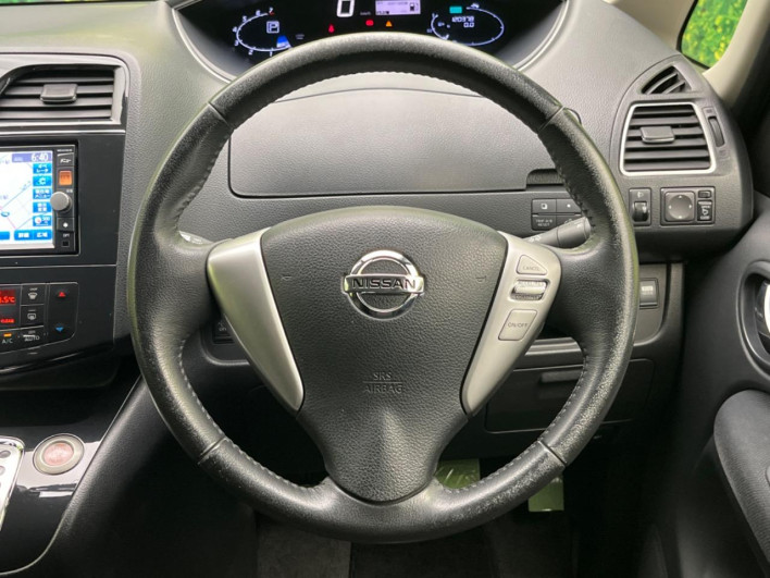 2012 Nissan Serena DBA-FC26 (UW-6a0146c87c982)[24]