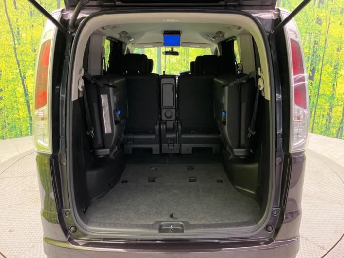 2012 Nissan Serena DBA-FC26 (UW-6a0146c87c982)[11]