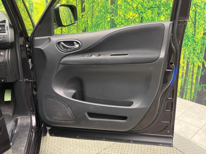 2012 Nissan Serena DBA-FC26 (UW-6a0146c87c982)[21]