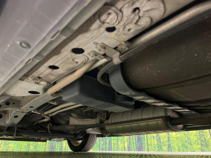 2012 Nissan Serena DBA-FC26 (UW-6a0146c87c982)[17]