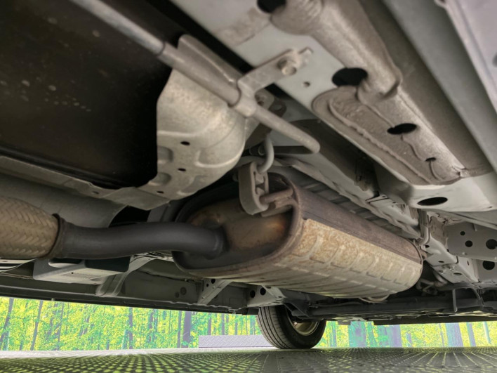 2012 Nissan Serena DBA-FC26 (UW-6a0146c87c982)[18]