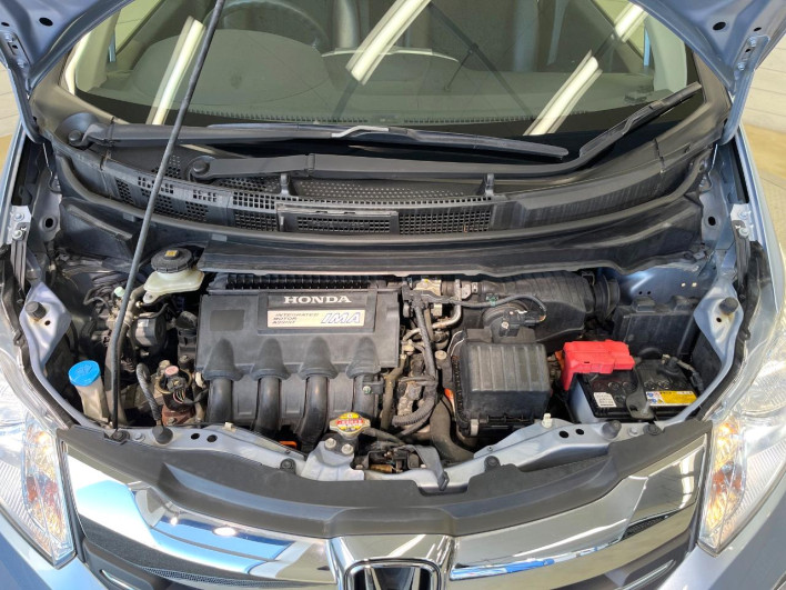 2015 Honda Freed hybrid DAA-GP3 (UW-6a0146d30b3b3)[5]