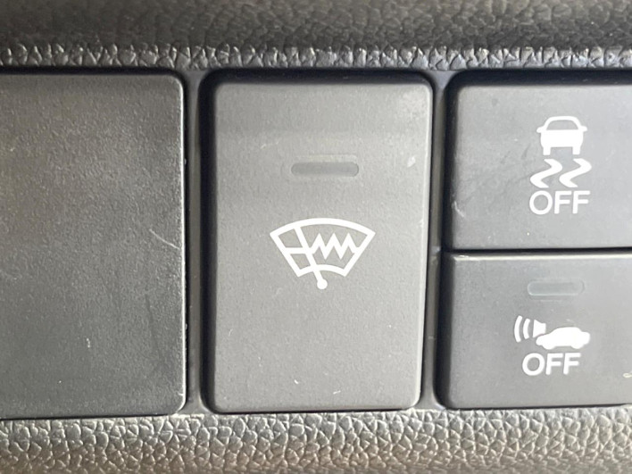 2017 Honda Fit Hybrid DAA-GP5 (UW-6a0146d387340)[8]