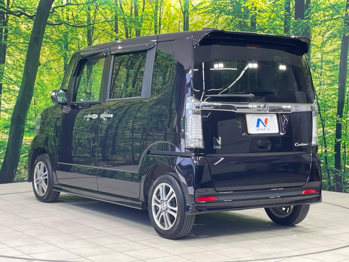 2014 Honda N-BOX CUSTOM DBA-JF1 (UW-6a0146e4d4591)[18]