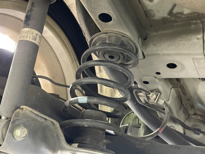 2014 Honda N-BOX CUSTOM DBA-JF1 (UW-6a0146e4d4591)[9]