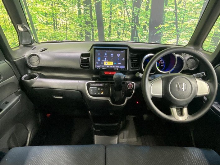 2014 Honda N-BOX CUSTOM DBA-JF1 (UW-6a0146e51fb3e)[24]