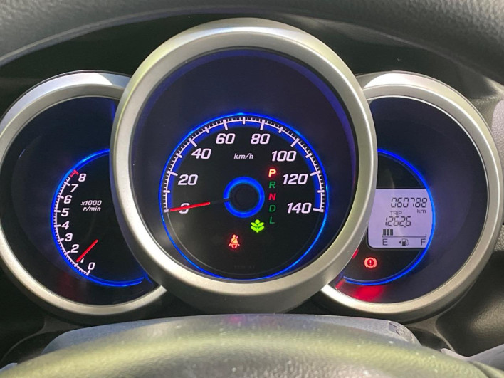 2014 Honda N-BOX CUSTOM DBA-JF1 (UW-6a0146e51fb3e)[16]