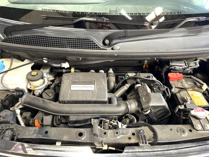 2019 Honda N-BOX CUSTOM DBA-JF3 (UW-6a0146ea9a5d2)[4]