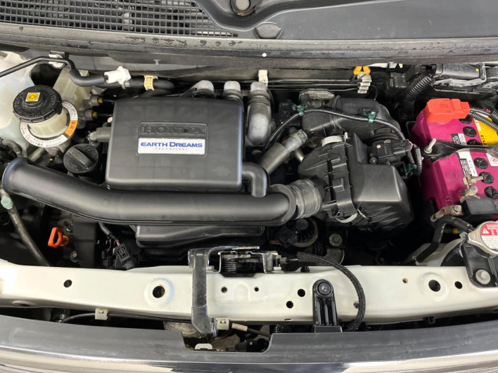 2019 Honda N-BOX 6BA-JF3 (UW-6a0146ecb5a77)[9]