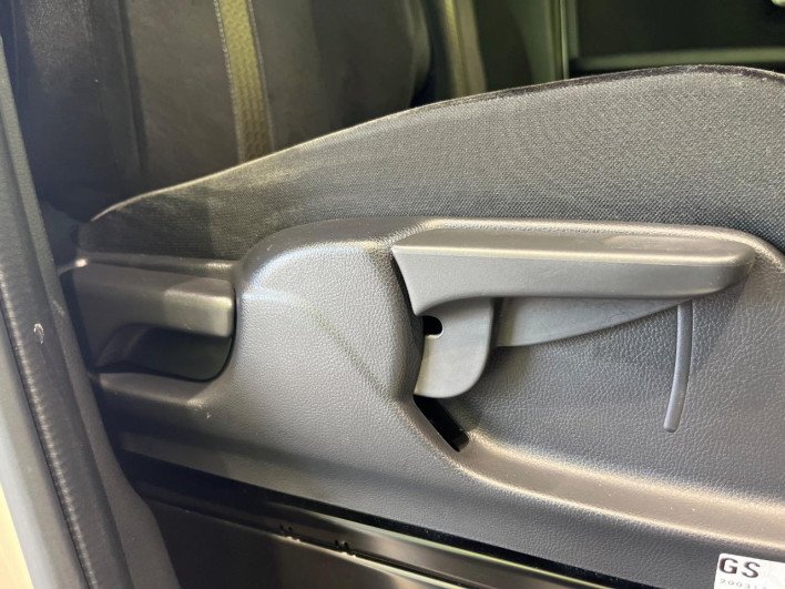 2020 Honda N-BOX CUSTOM 6BA-JF3 (UW-6a0146ee72b18)[26]