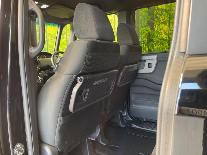 2023 Honda N-BOX CUSTOM 6BA-JF3 (UW-6a0146f17a961)[28]