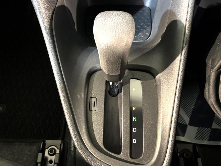 2020 Toyota Yaris 5BA-KSP210 (UW-6a0147029465b)[16]
