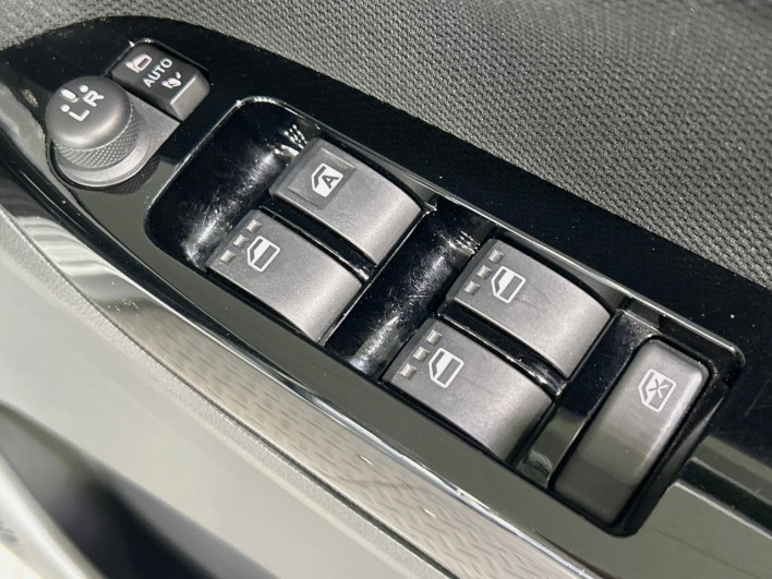 2017 Daihatsu Move DBA-LA150S (UW-6a0147074725d)[29]