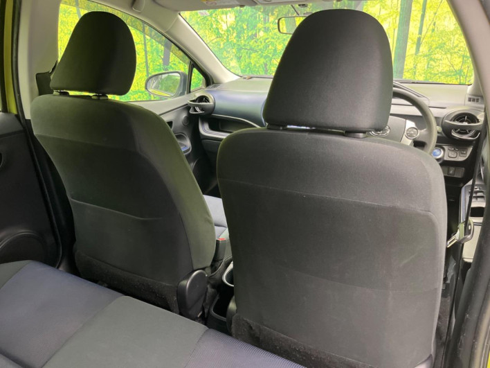 2015 Toyota Aqua DAA-NHP10 (UW-6a01473f23715)[23]