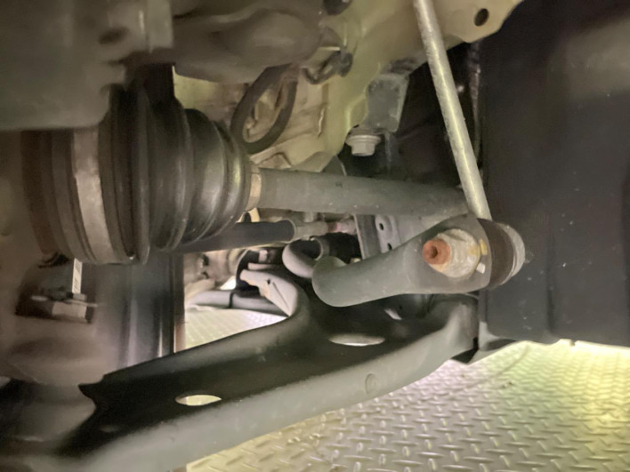 2015 Toyota Aqua DAA-NHP10 (UW-6a01473f23715)[6]