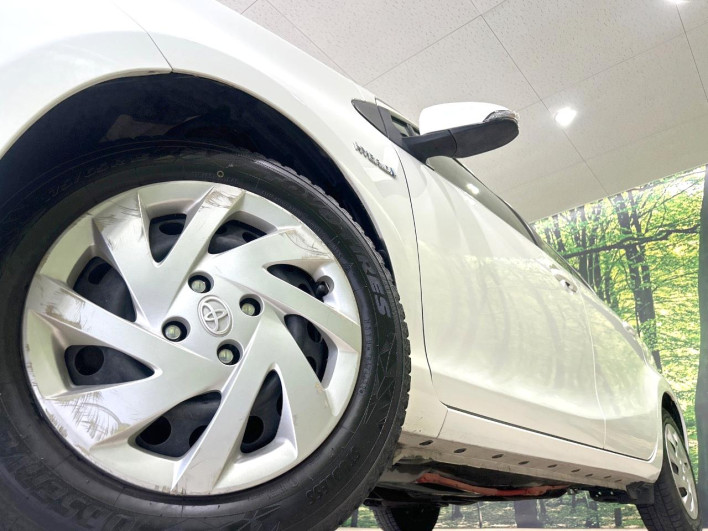 2015 Toyota Aqua DAA-NHP10 (UW-6a014741151ec)[11]
