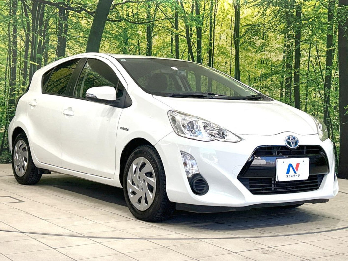 2015 Toyota Aqua DAA-NHP10 (UW-6a014741151ec)[19]