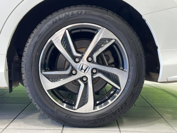 2014 Honda Odyssey DBA-RC1 (UW-6a0147476448a)[12]