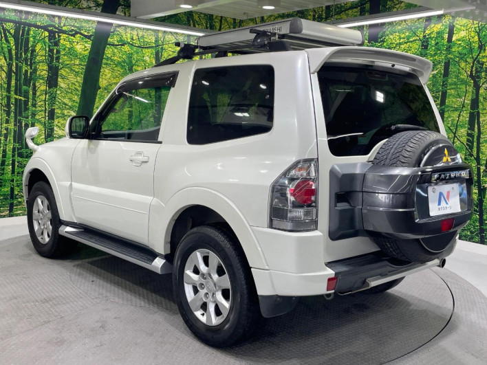 2017 Mitsubishi Pajero DBA-V83W (UW-6a01475552865)[14]