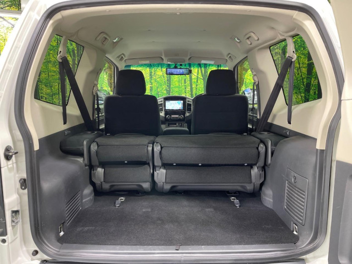 2017 Mitsubishi Pajero DBA-V83W (UW-6a01475552865)[23]