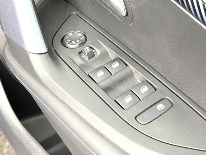 2021 Peugeot 2008 5BA-P24HN05 (UW-6a014757e87ad)[23]