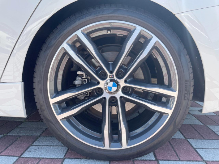2018 BMW 3 Series LDA-8C20 (UW-6a01475a6fd3f)[13]