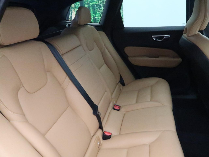 2020 Volvo XC60 LDA-UD4204TXC (UW-6a01476066e15)[24]
