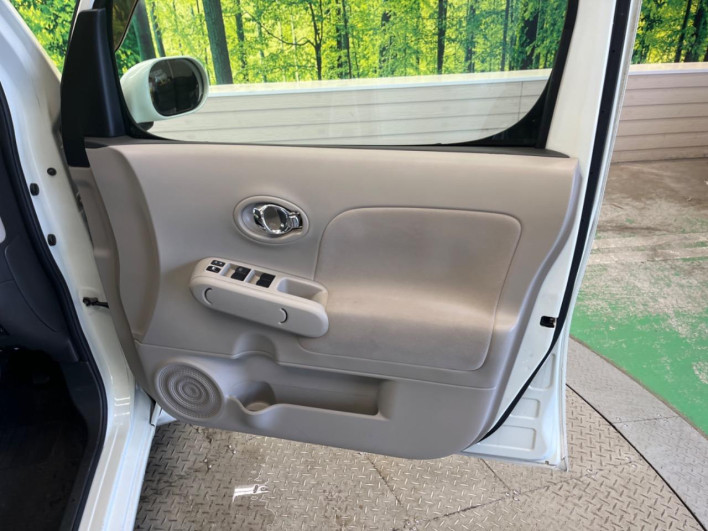2011 Nissan Cube DBA-Z12 (UW-6a014761675d3)[16]