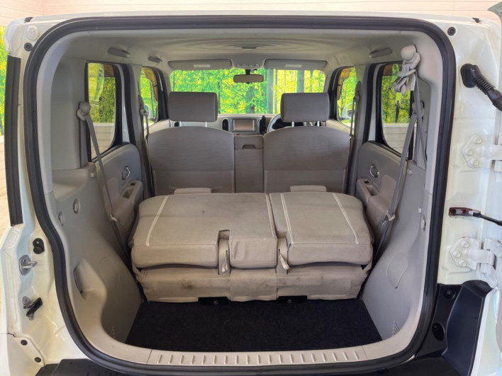 2011 Nissan Cube DBA-Z12 (UW-6a014761675d3)[11]