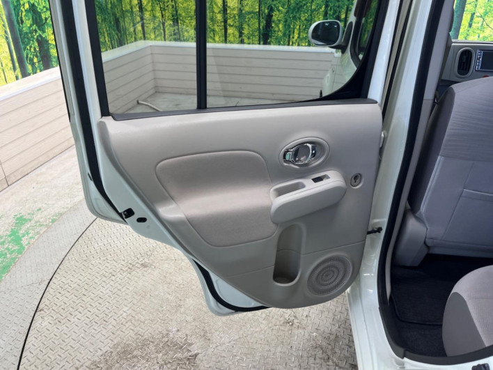 2011 Nissan Cube DBA-Z12 (UW-6a014761675d3)[18]