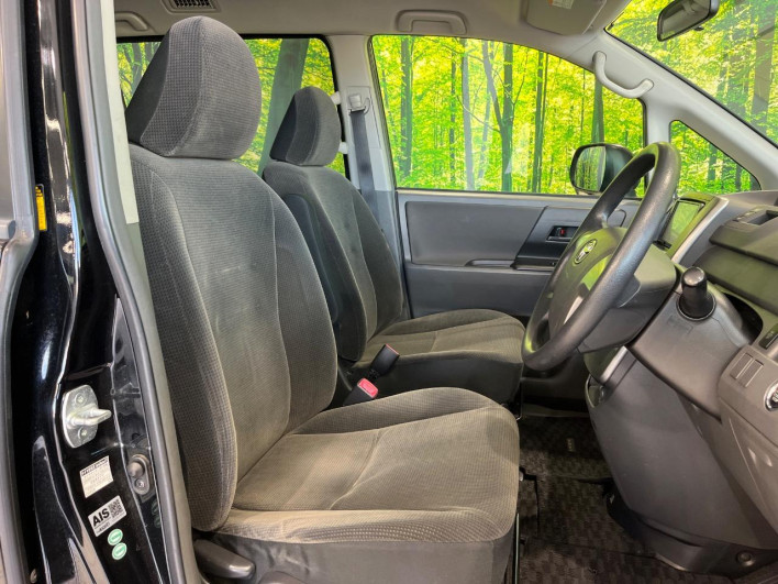 2008 Toyota Noah DBA-ZRR70G (UW-6a0147676c52f)[28]