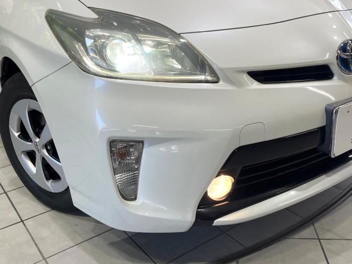 2013 Toyota Prius DAA-ZVW30 (UW-6a014771dc353)[22]