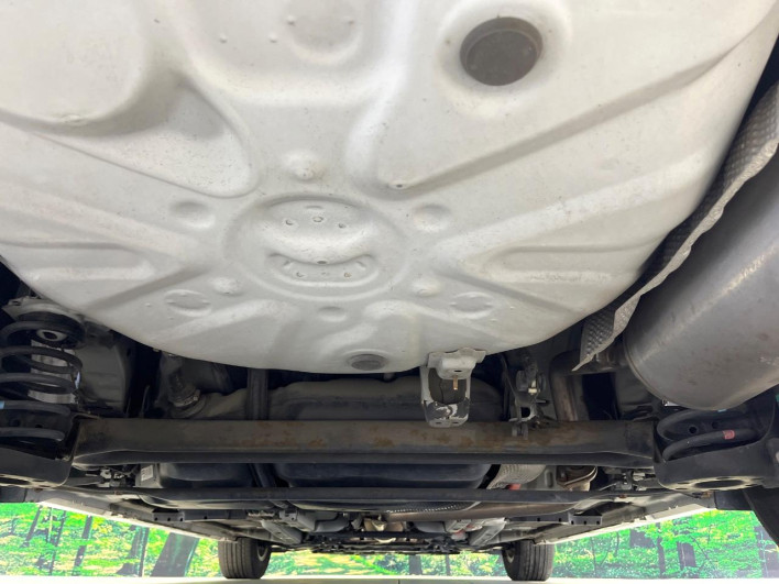 2013 Toyota Prius DAA-ZVW30 (UW-6a014771dc353)[14]
