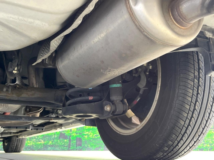 2013 Toyota Prius DAA-ZVW30 (UW-6a014771dc353)[15]